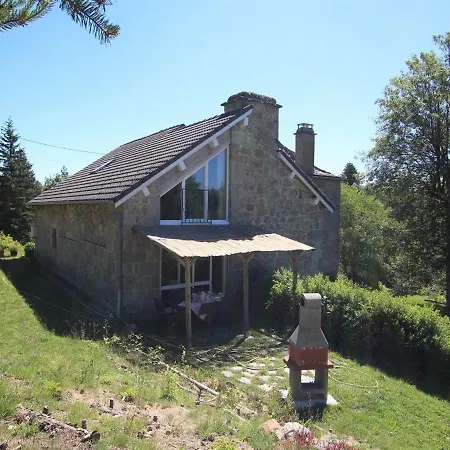 Nature Au Chambon-sur-lignon: Terrasse, Wifi, Proche Activites Et Commerces - Fr-1-582-137 Holiday home *